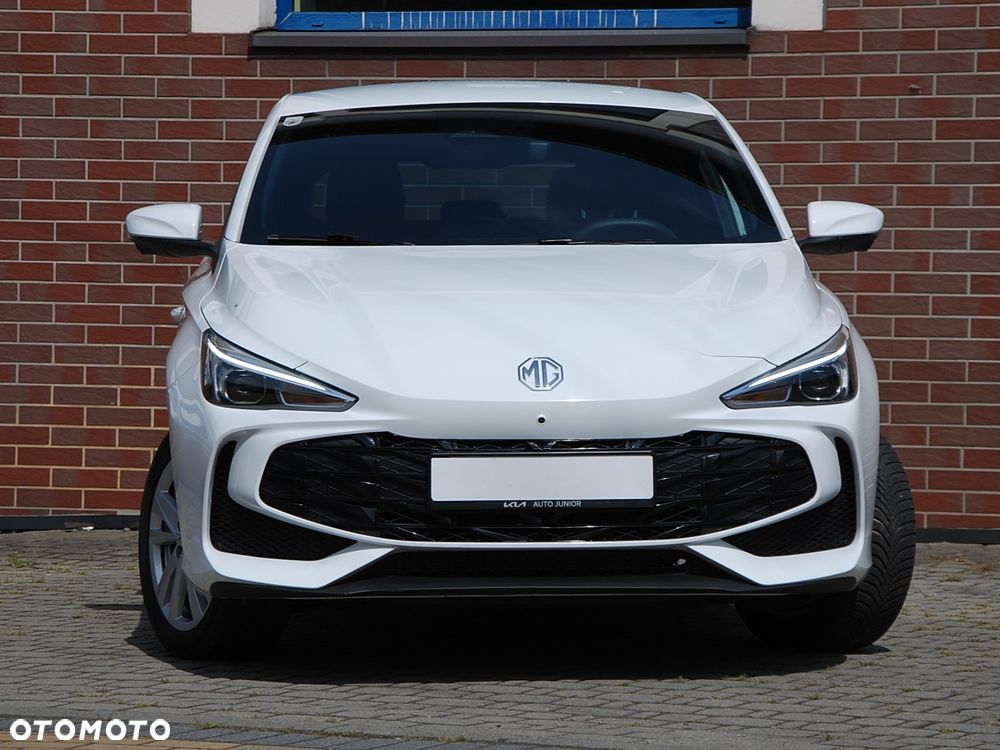 MG MG3 3 Hybrid+ Luxury - 3