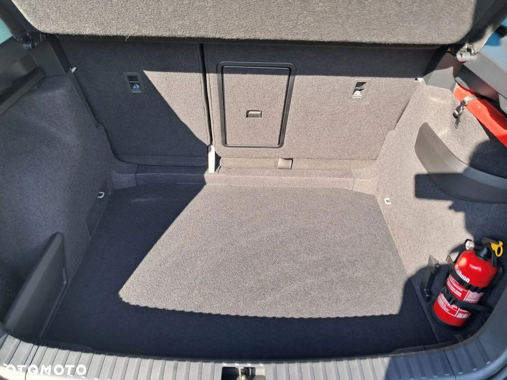 Skoda Karoq 1.5 TSI ACT Sportline DSG - 10