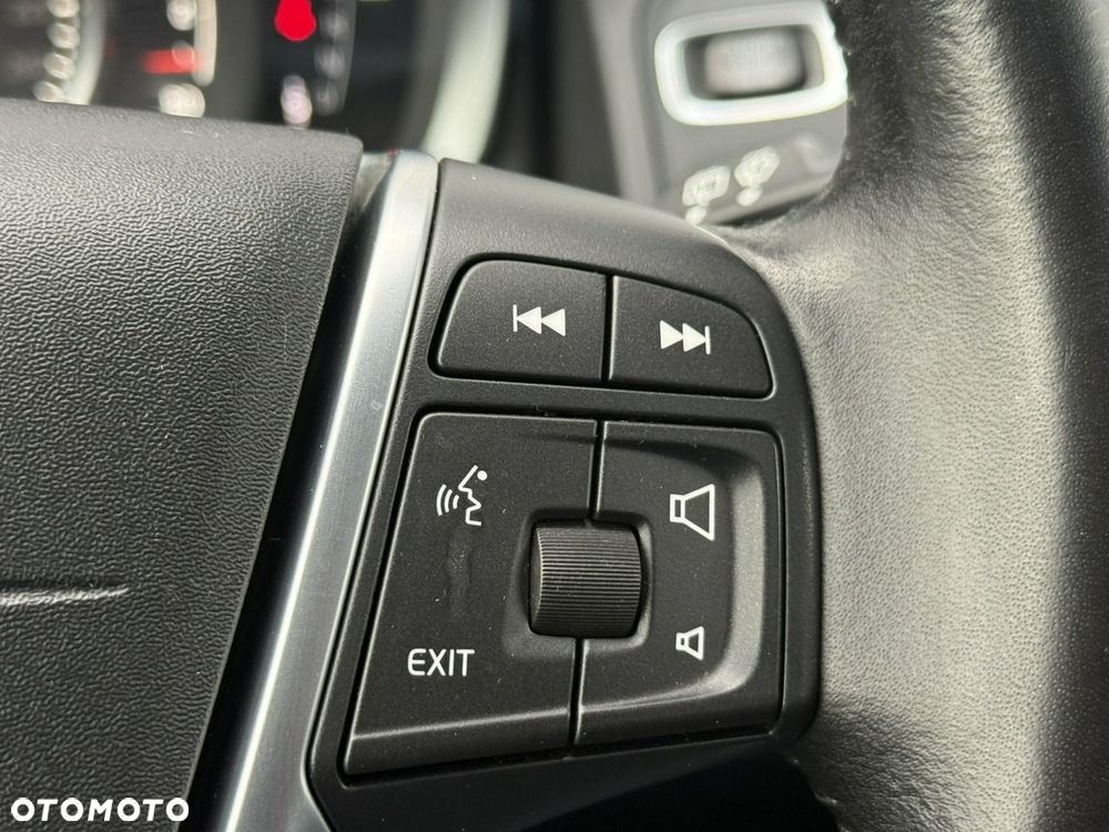 Volvo XC 60 D3 Geartronic Momentum - 20