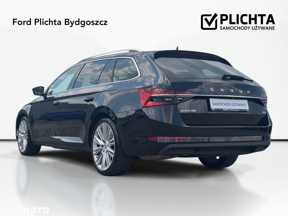 Skoda Superb 2.0 TDI SCR 4x4 Style DSG - 8