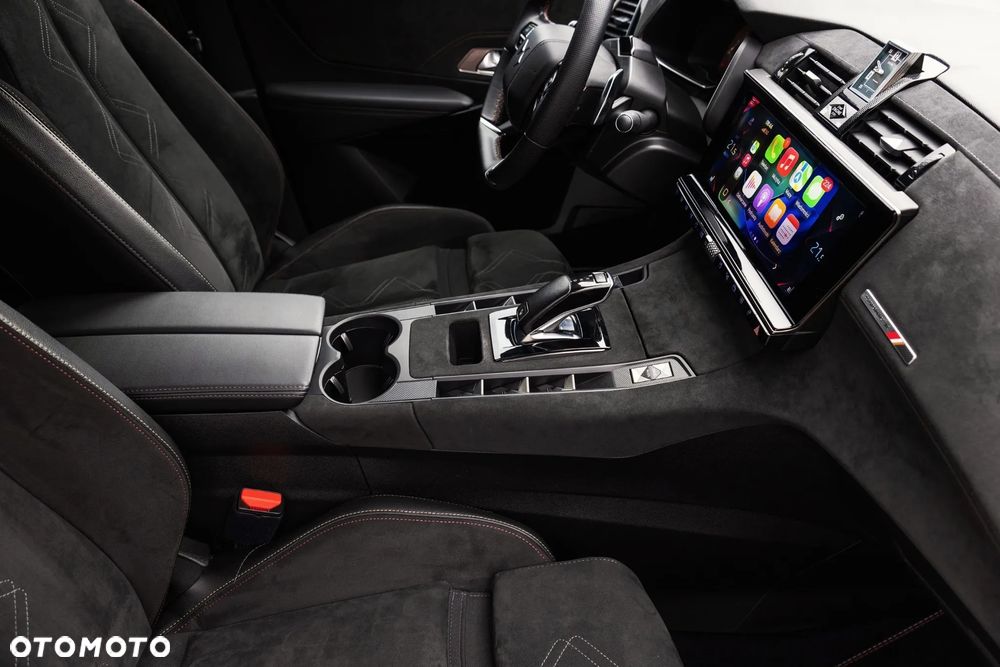 DS Automobiles DS 7 Crossback 1.6 PureTech Performance Line + - 23