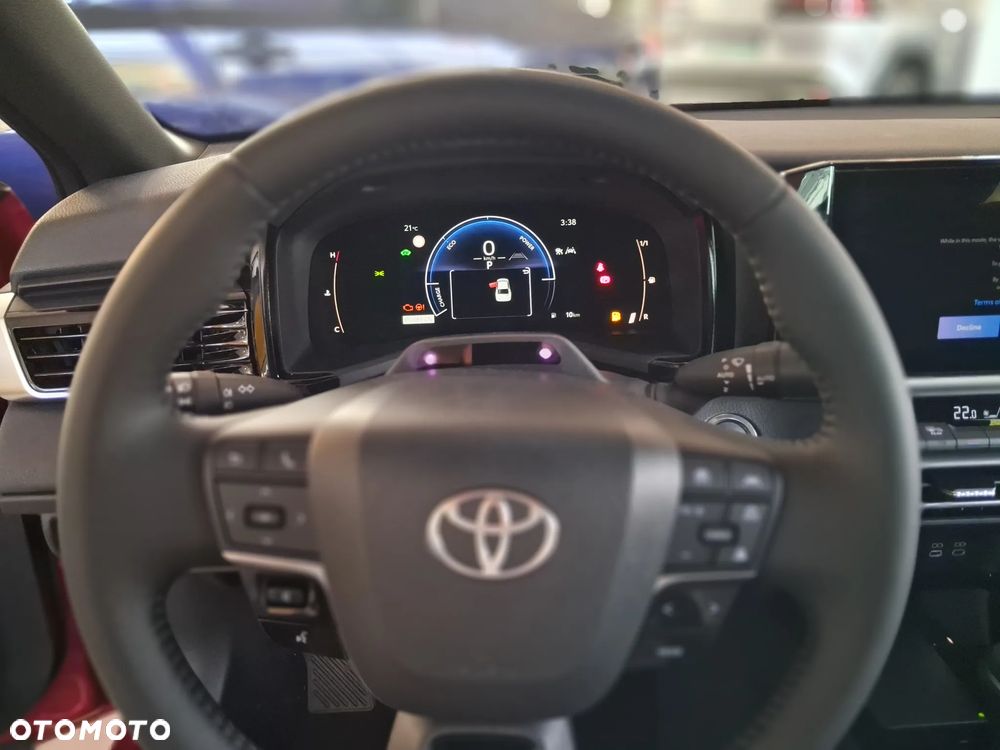 Toyota Camry - 19