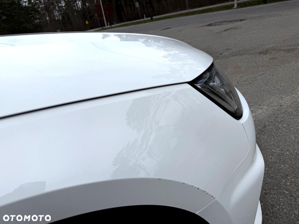 Audi A4 Avant 40 TDI Sport S tronic - 18