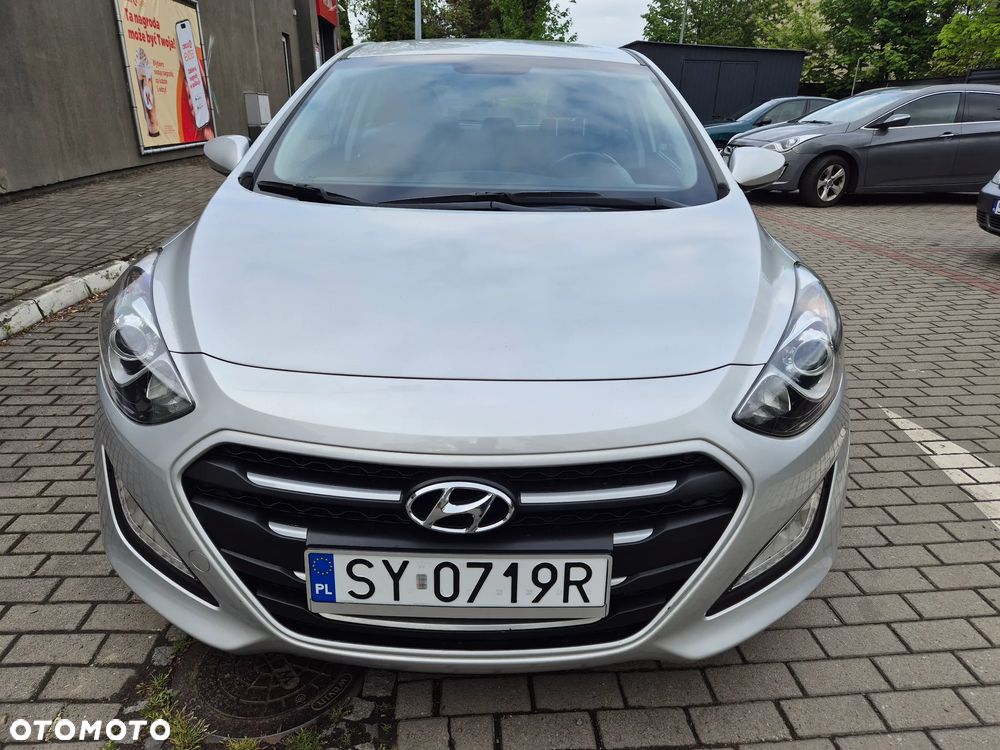 Hyundai i30 blue 1.6 GDI Trend - 3