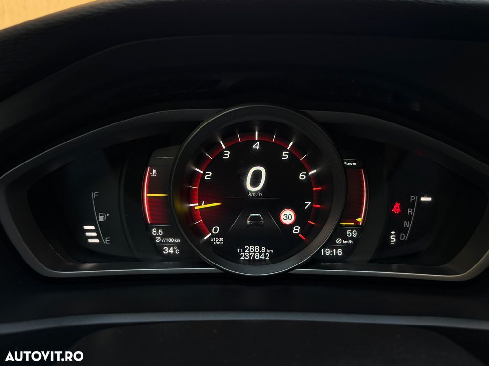 Volvo V40 T4 AWD Geartronic Pro - 15