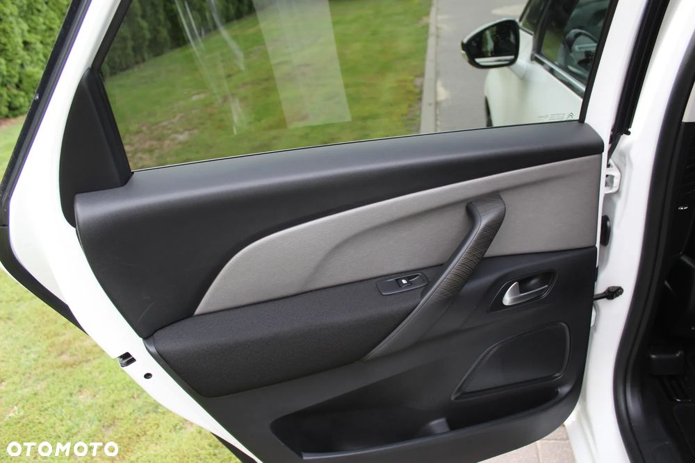 Citroën C4 Picasso BlueHDi 150 EAT6 SELECTION - 26