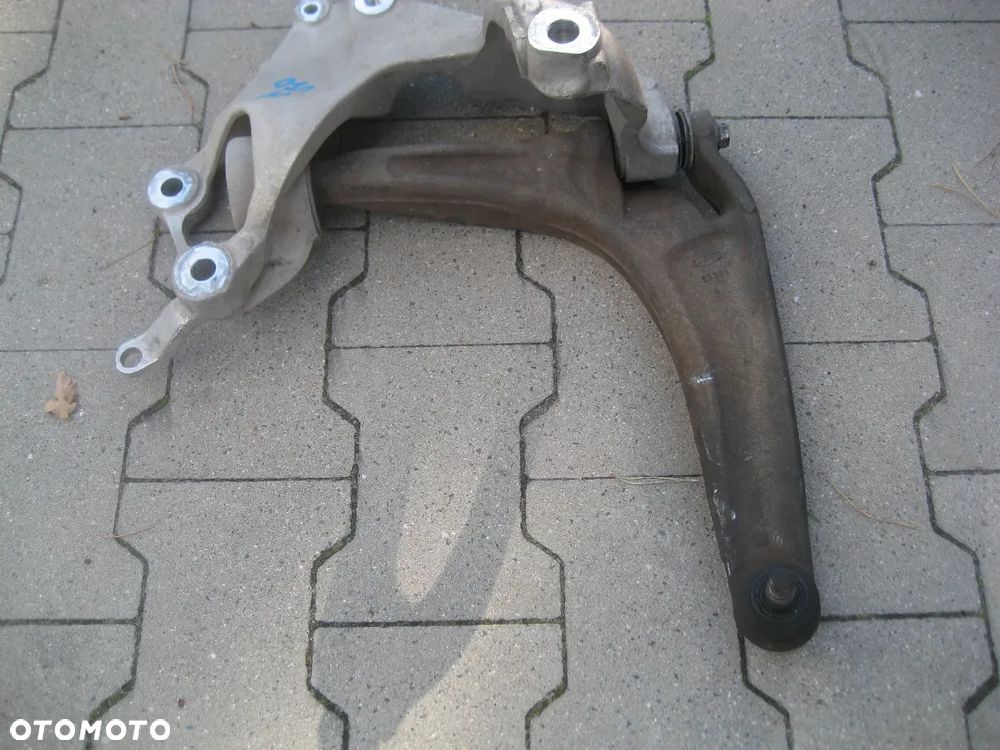 honda civic ufo viii 8 06-12r 2,2 i ctdi wahacz mocowanie przód prawy - 2