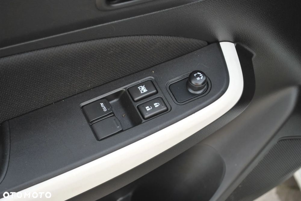 Suzuki Swift - 11