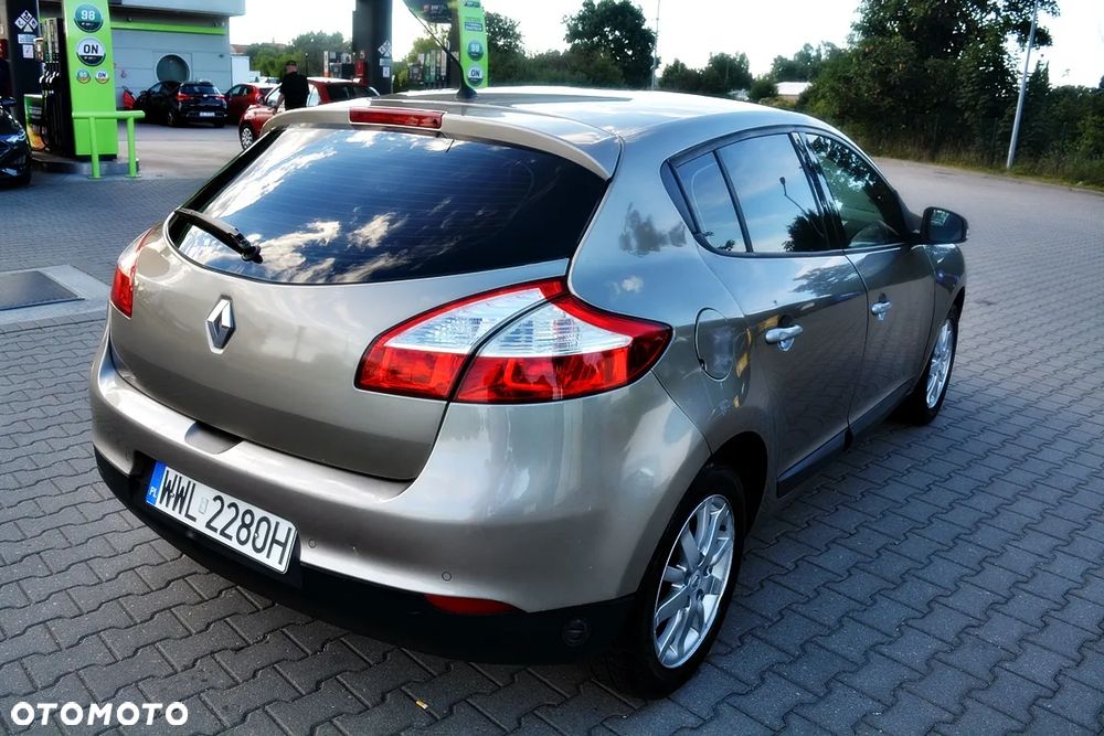 Renault Megane 1.6 16V Confort Authentique - 12