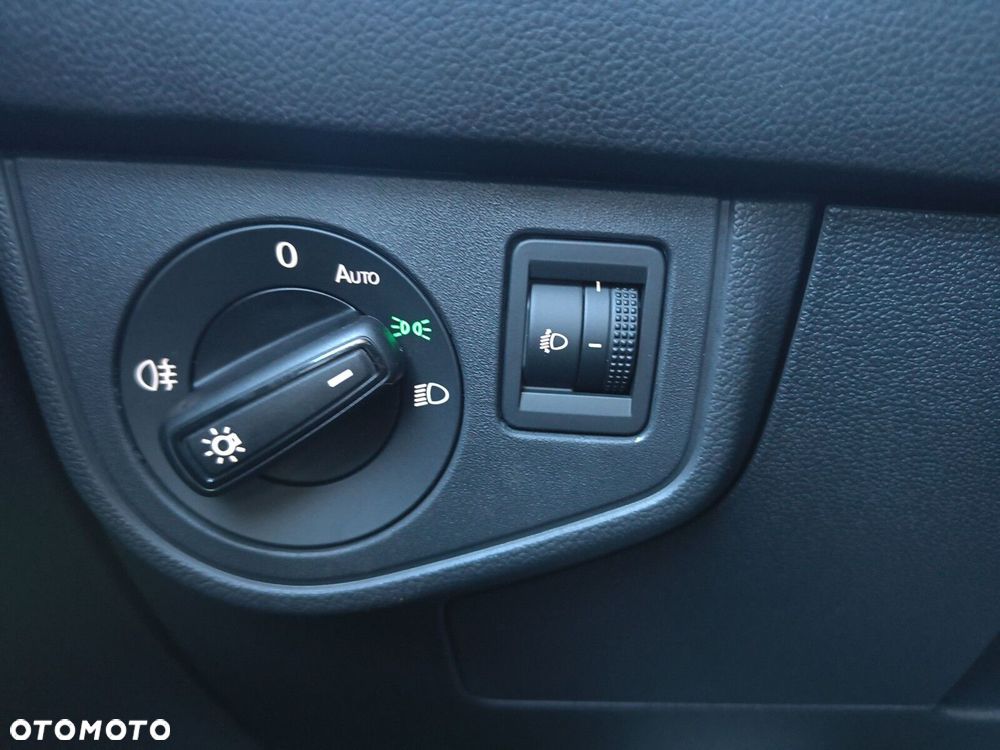 Volkswagen Polo 1.0 TSI Life Plus DSG - 24