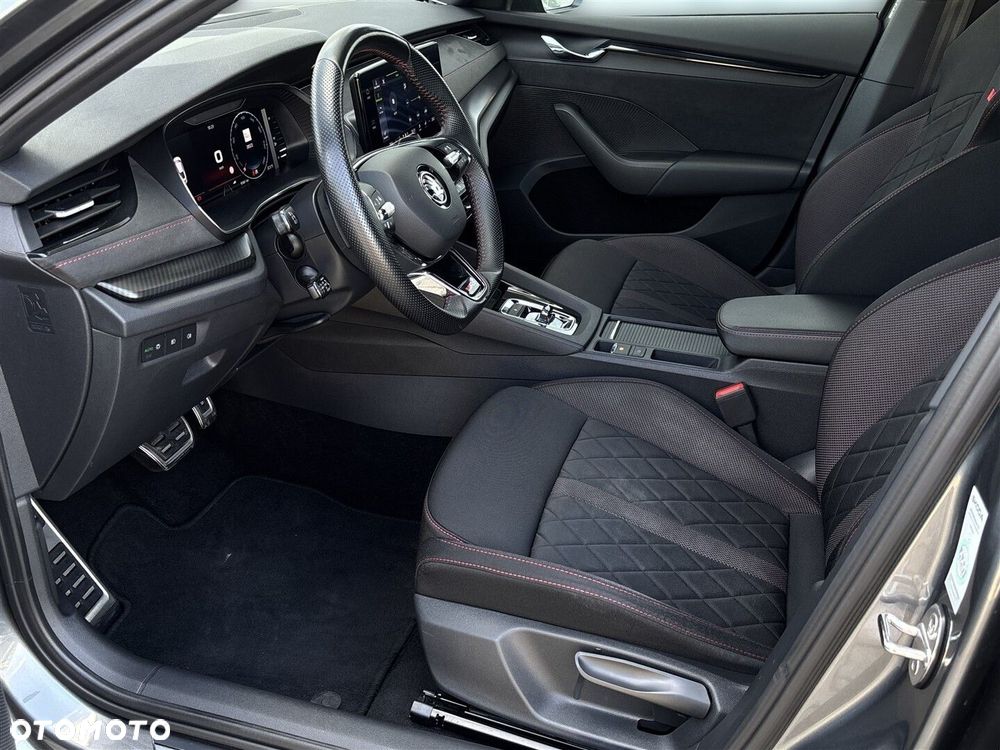 Skoda Octavia 2.0 TSI RS DSG - 12