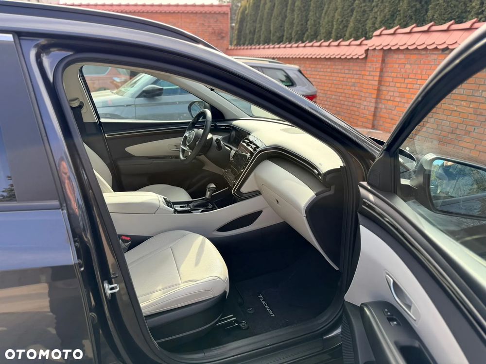 Hyundai Tucson - 16