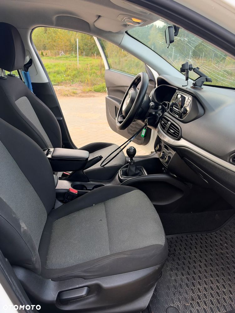 Fiat Tipo - 8