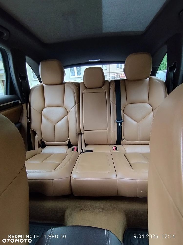Porsche Cayenne S E-Hybrid - 10