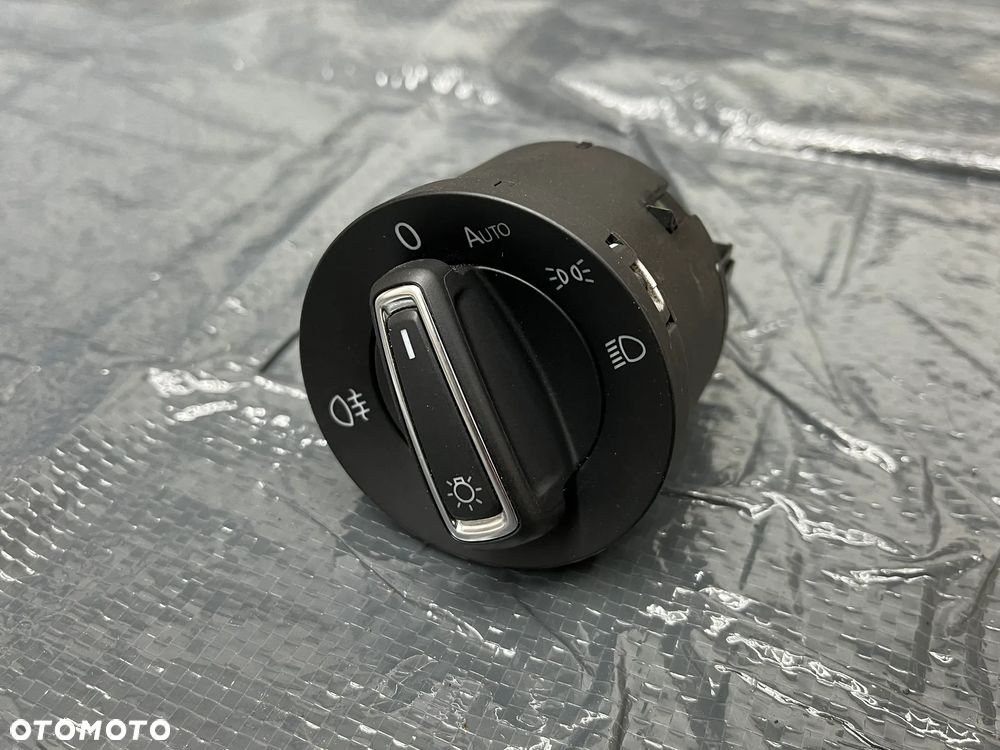 VW Skoda Audi Włącznik przełącznik świateł 5G0941431BE - 2