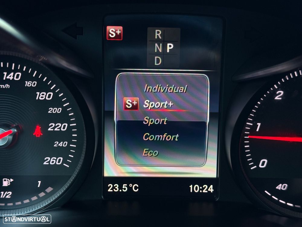 Mercedes-Benz GLC 250 d 4Matic 9G-TRONIC AMG Line - 30