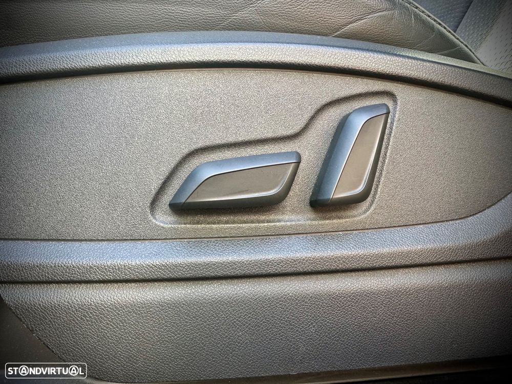 Audi Q5 55 TFSIe quattro S tronic S line - 26