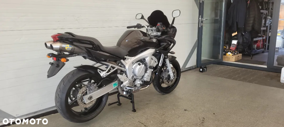 Yamaha FZ - 23