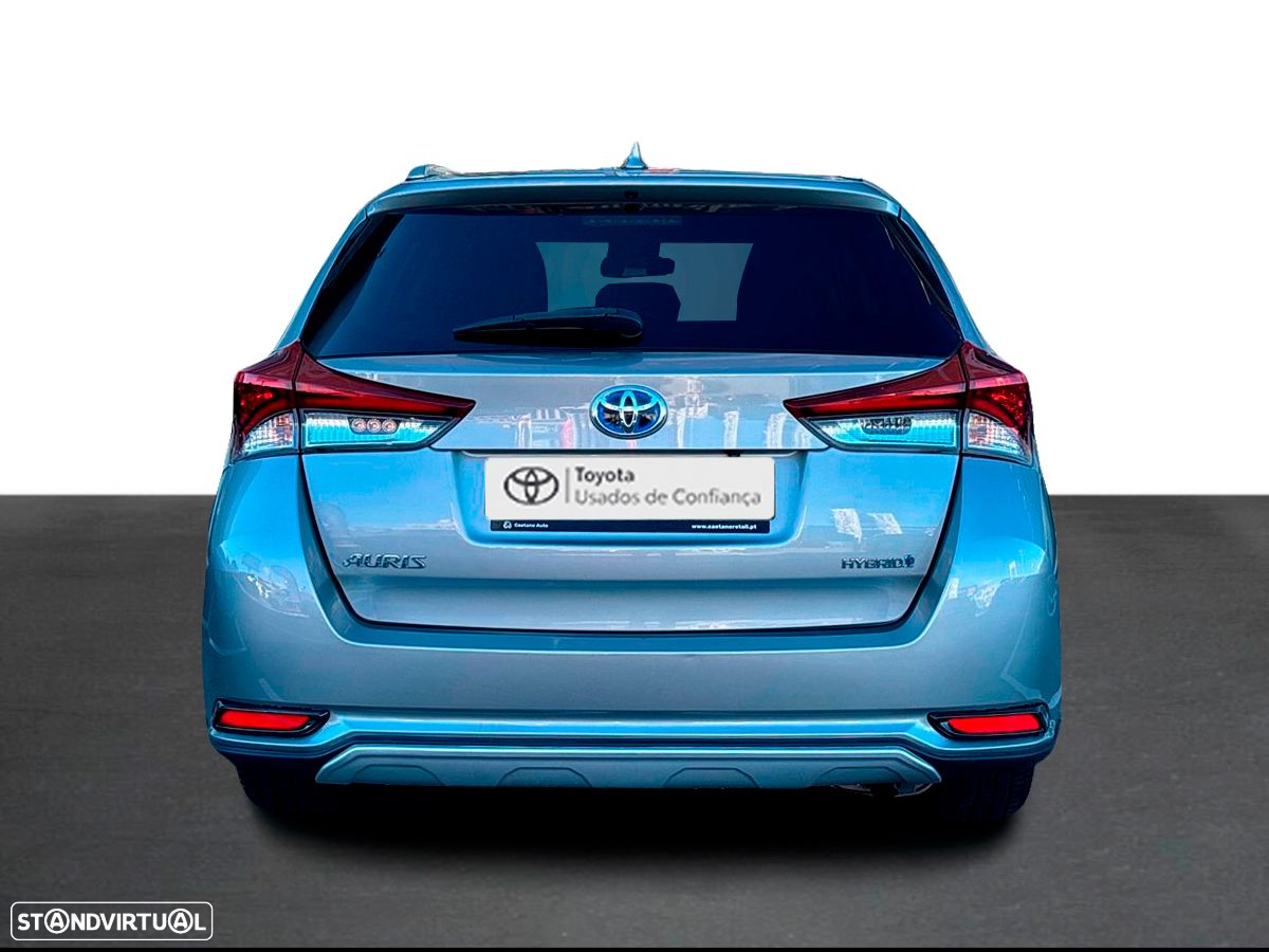 Toyota Auris Touring Sports 1.8 HSD Freestyle - 6