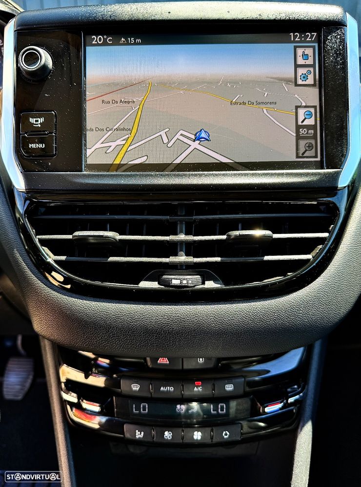 Peugeot 208 1.6 e-HDi Allure - 13
