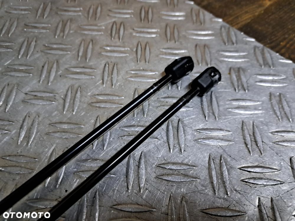Silownik Klapy bagaznika kpl  Mini R56 - 2