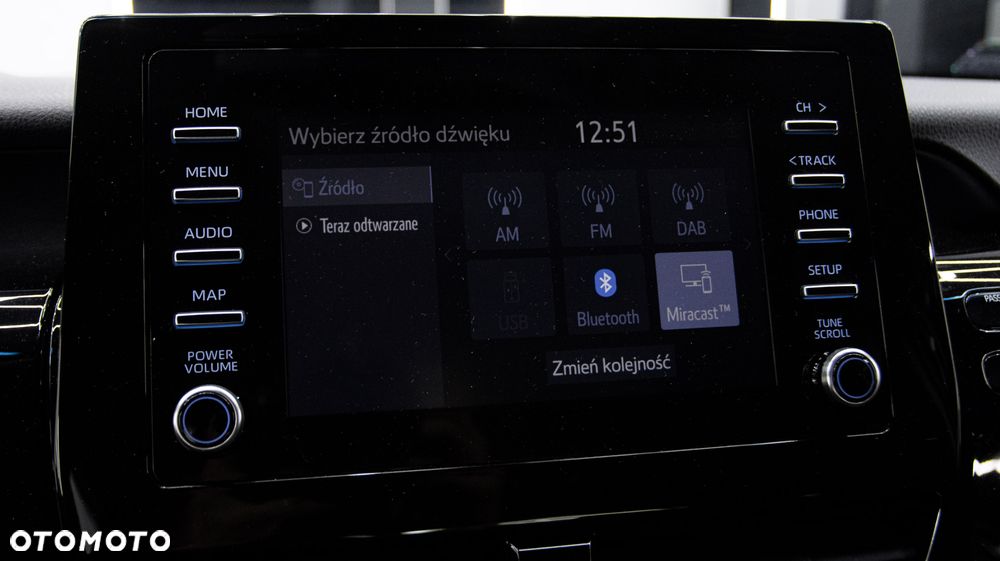Toyota Camry 2.5 Hybrid Comfort CVT - 21
