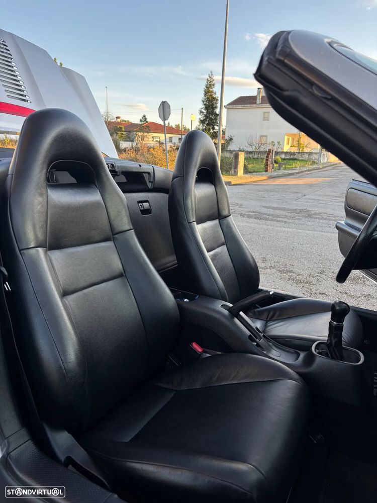 Toyota MR2 1.8 VVTi AC Hard Top - 12