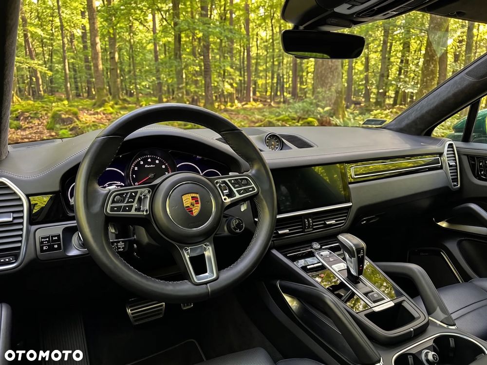 Porsche Cayenne - 8
