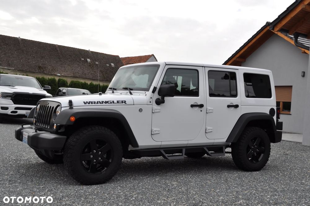 Jeep Wrangler 3.6 Unlim Black Edition II - 12
