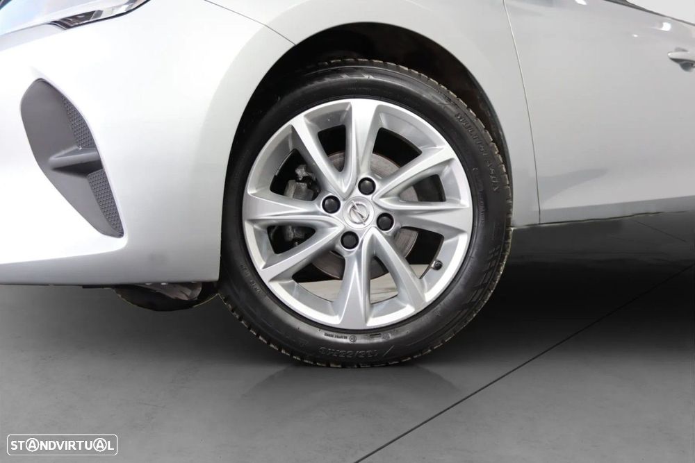 Opel Corsa 1.2 Business Edition — fotografia 17