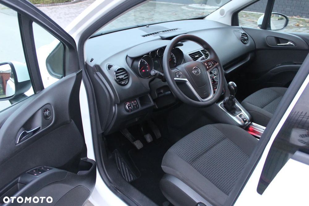 Opel Meriva - 9