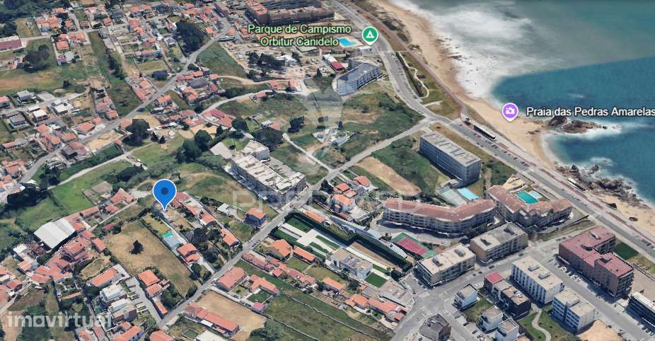 Moradia para Reabilitar na Praia de Lavadores - Grande imagem: 3/7