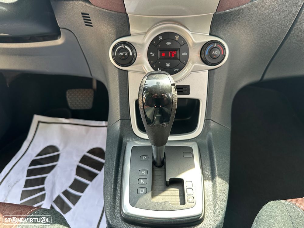 Ford Fiesta 1.4 Titanium Aut. - 18