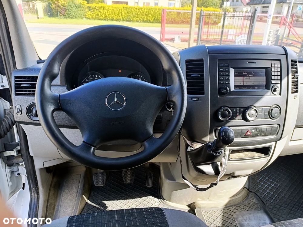 Mercedes-Benz SPRINTER - 10