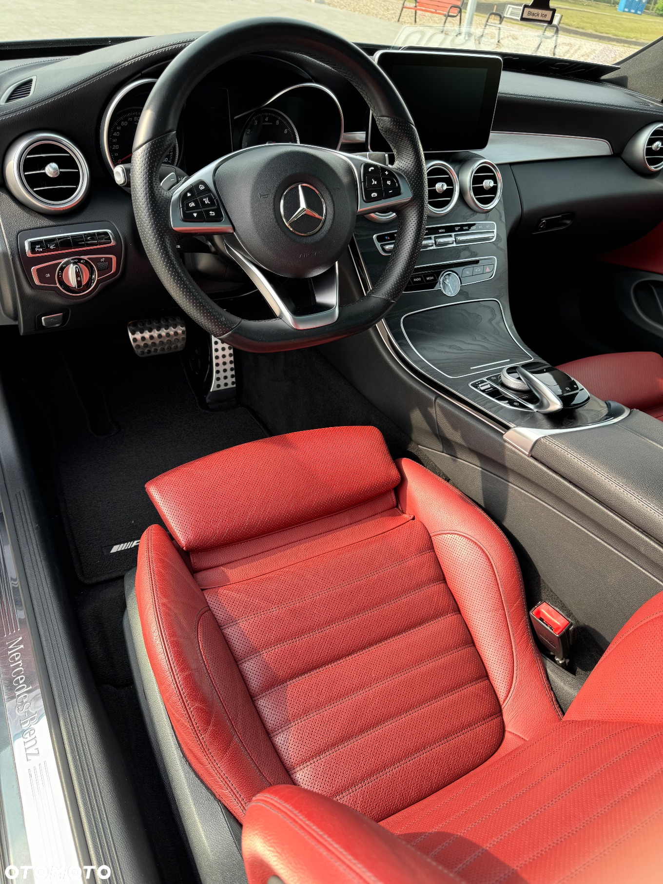 Mercedes-Benz Klasa C 300 Coupe 7G-TRONIC AMG Line - 12
