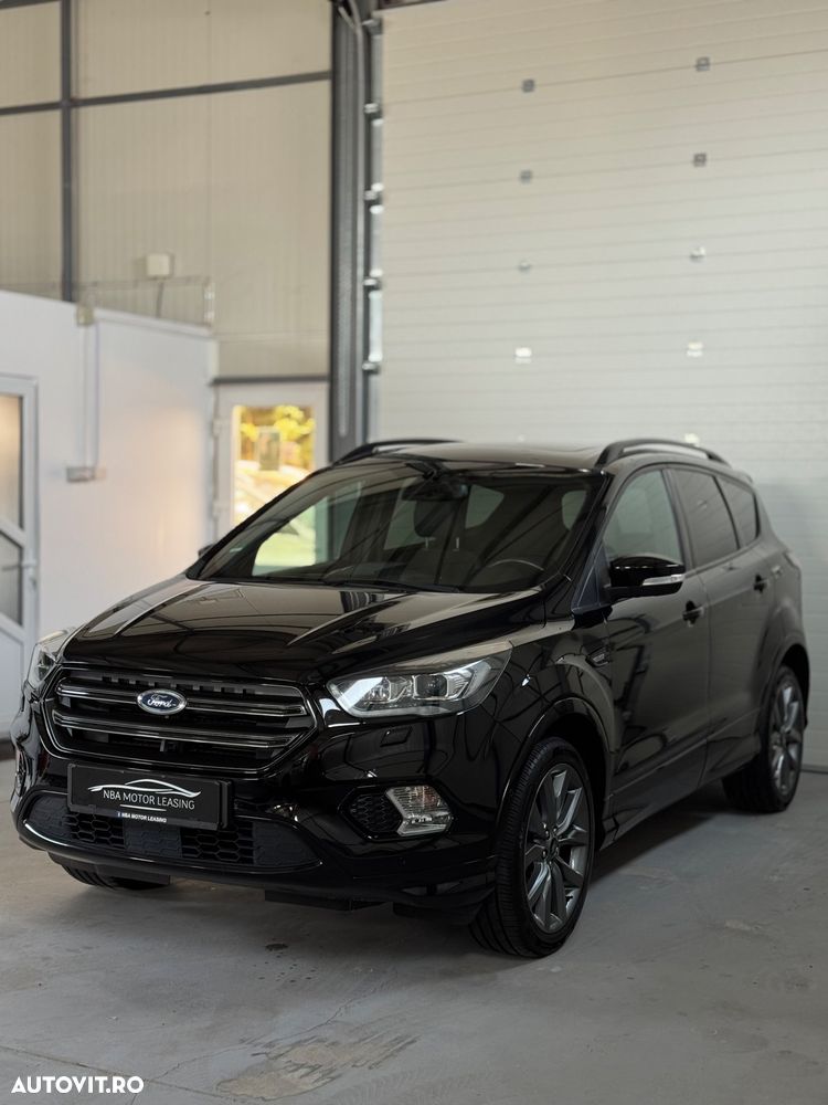 Ford Kuga 1.5 EcoBoost 2x4 ST-Line - 3