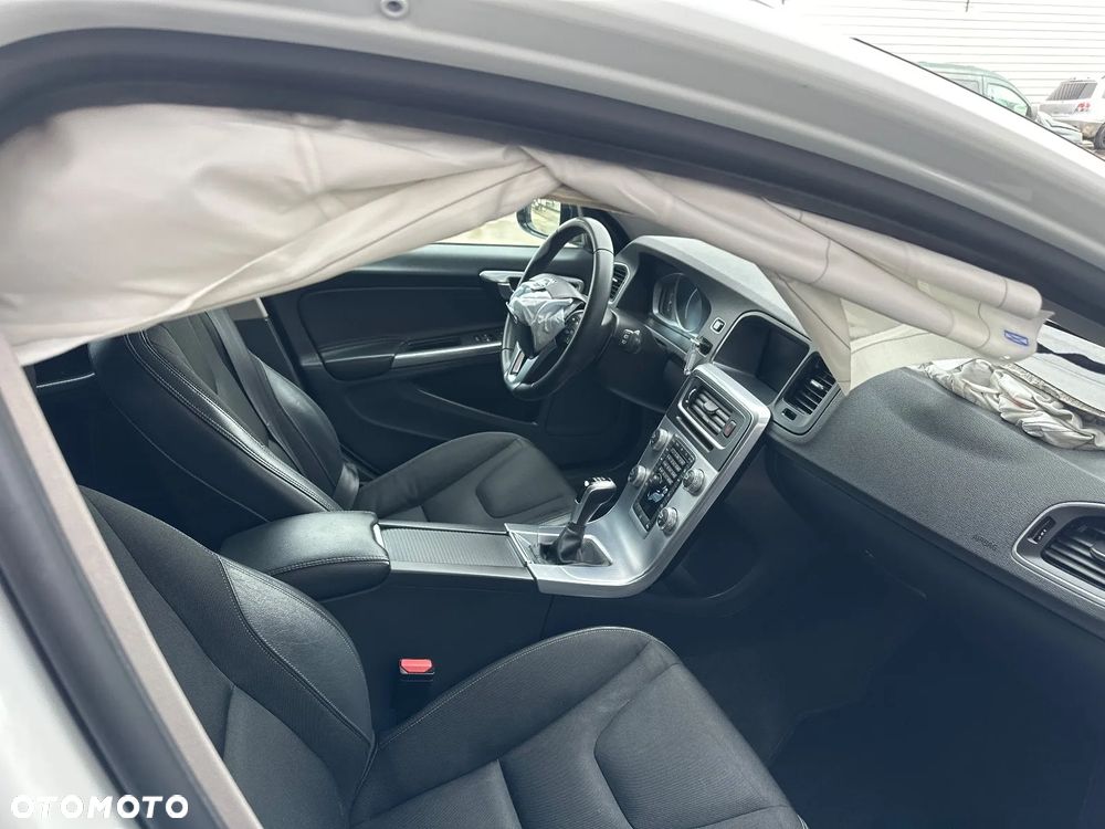 Volvo V60 - 19