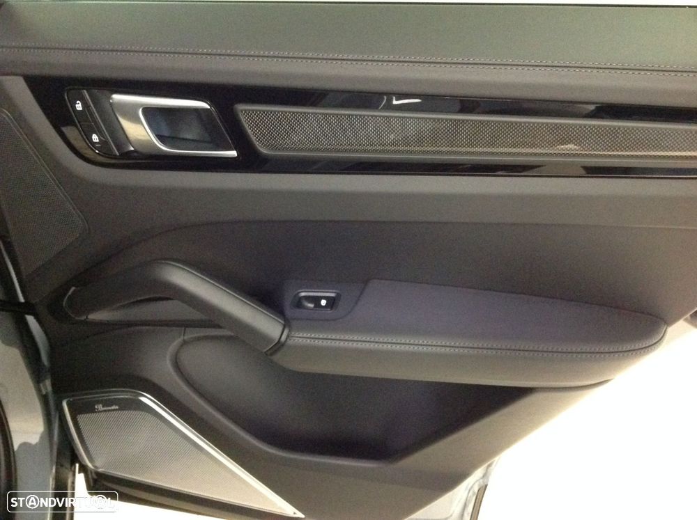 Porsche Cayenne Coupé - 33