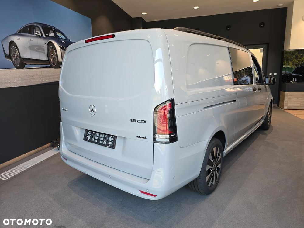 Mercedes-Benz Vito 119 CDI MIXTO 4x4 - 6