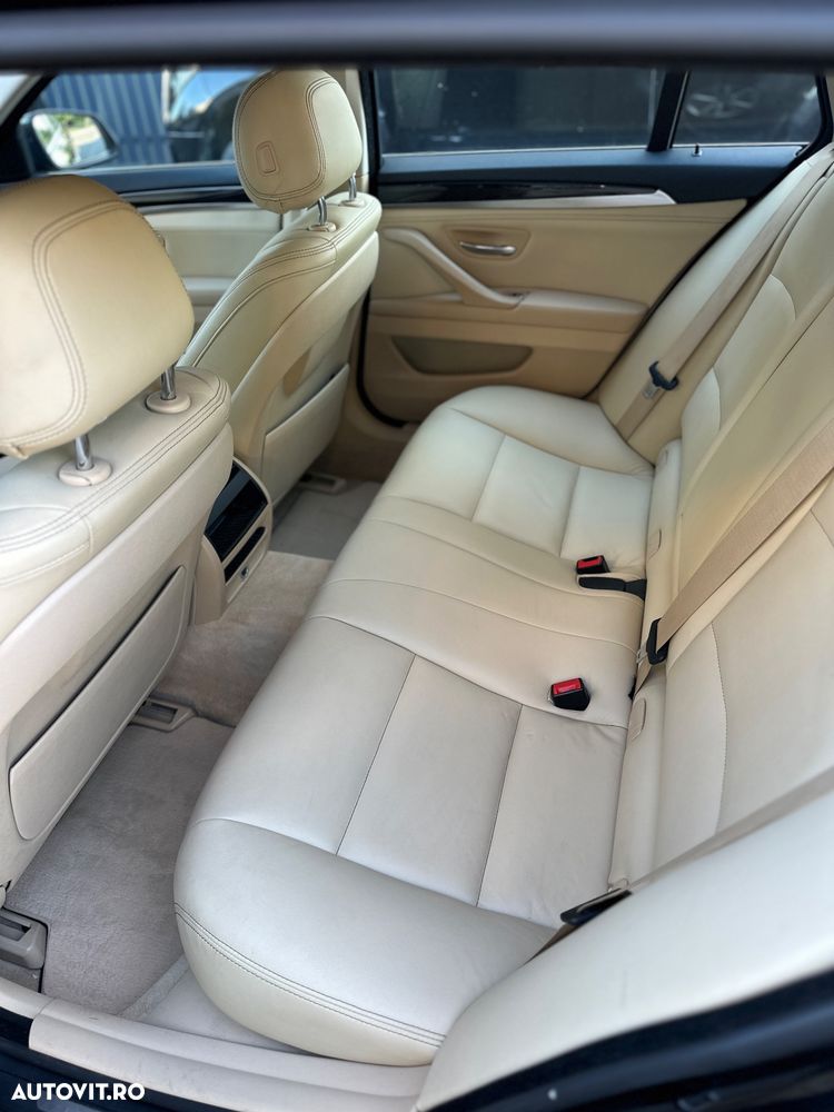 BMW Seria 5 520d xDrive Aut. Luxury Line - 5