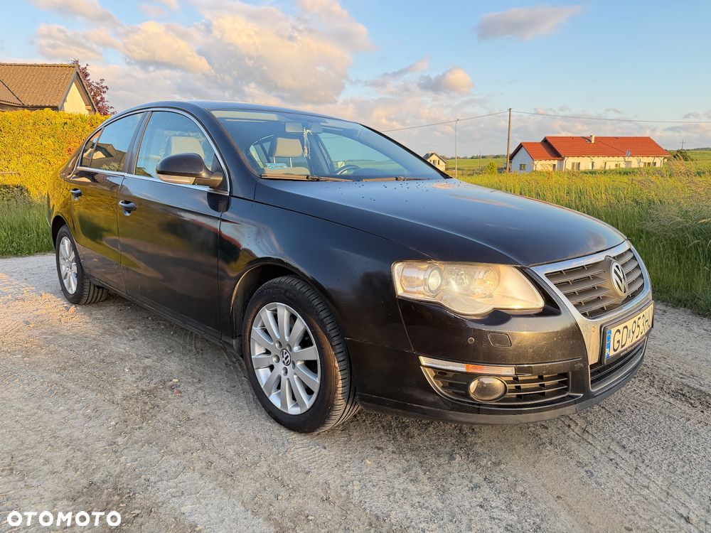Volkswagen Passat 2.0 TDI DPF Comfortline - 2