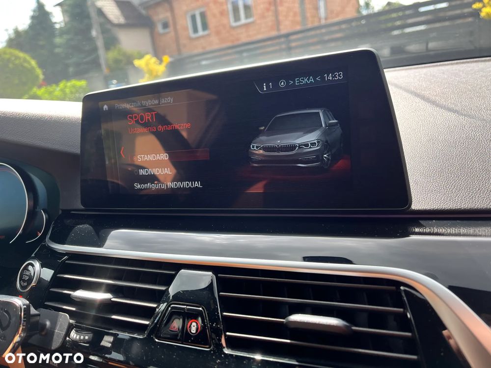BMW Seria 5 530i xDrive M Sport sport - 23
