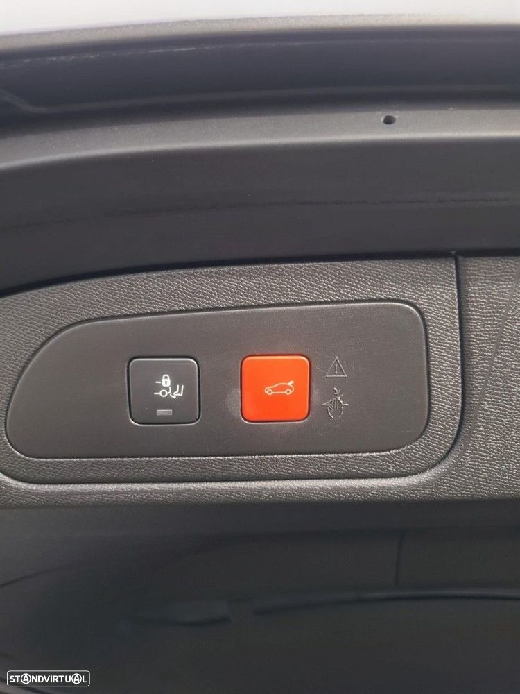 DS DS7 Crossback E-Tense Performance Line EAT8 - 16