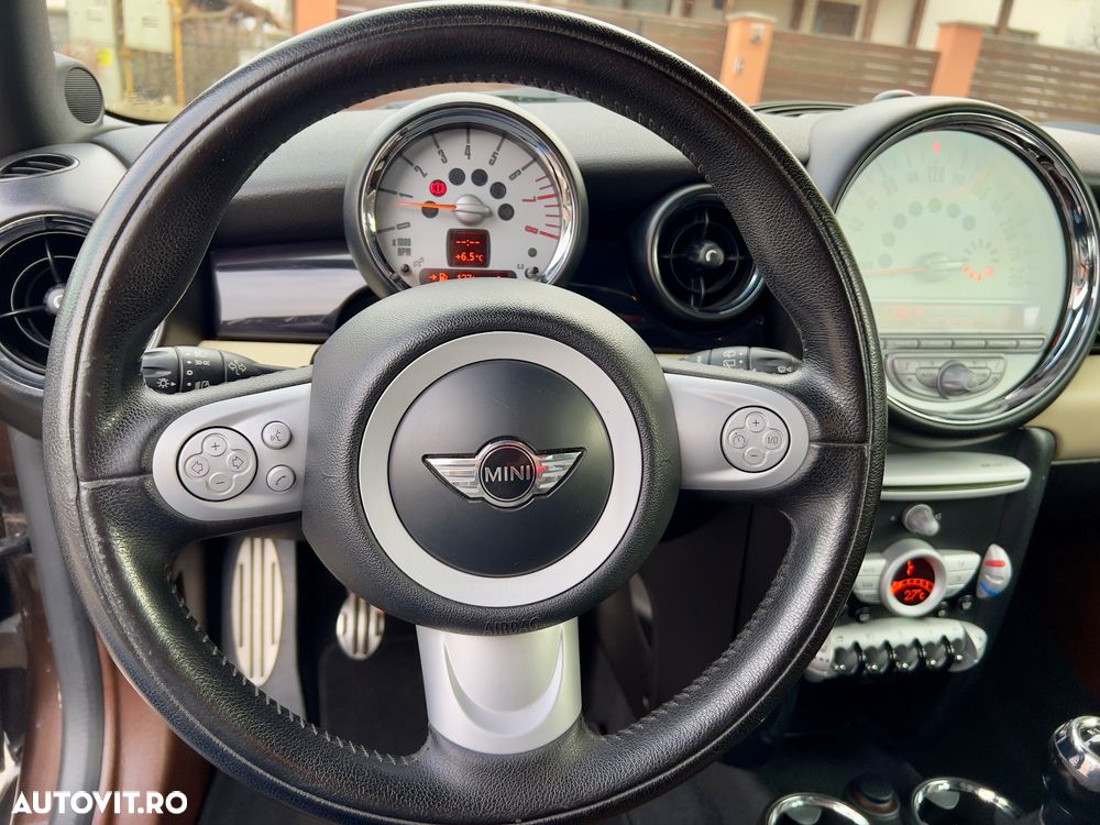 Mini Clubman - 27