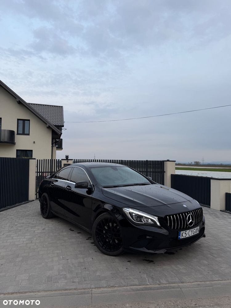 Mercedes-Benz CLA 250 7G-DCT - 4
