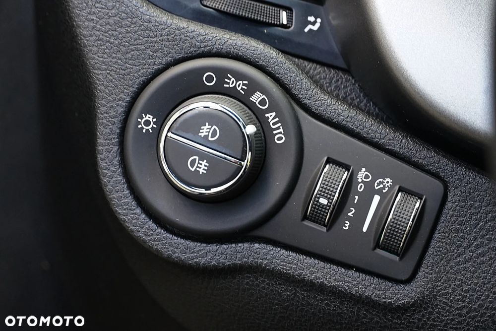 Fiat 500X 1.6 Multijet 4x2 S&S DCT Sport - 35