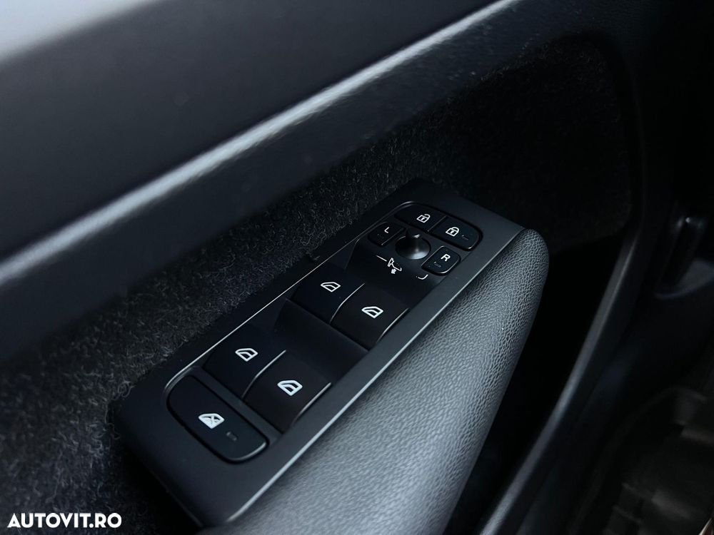Volvo XC 40 - 21