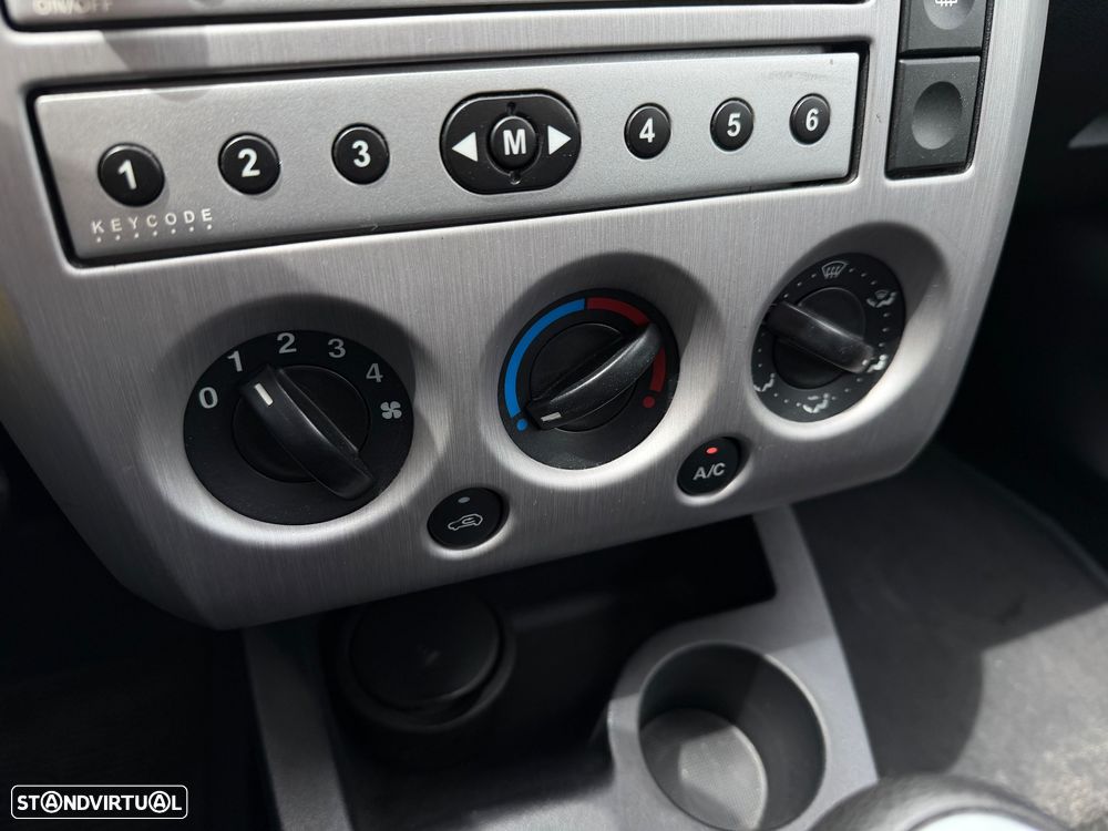 Ford Fiesta 1.25 Ambiente - 16