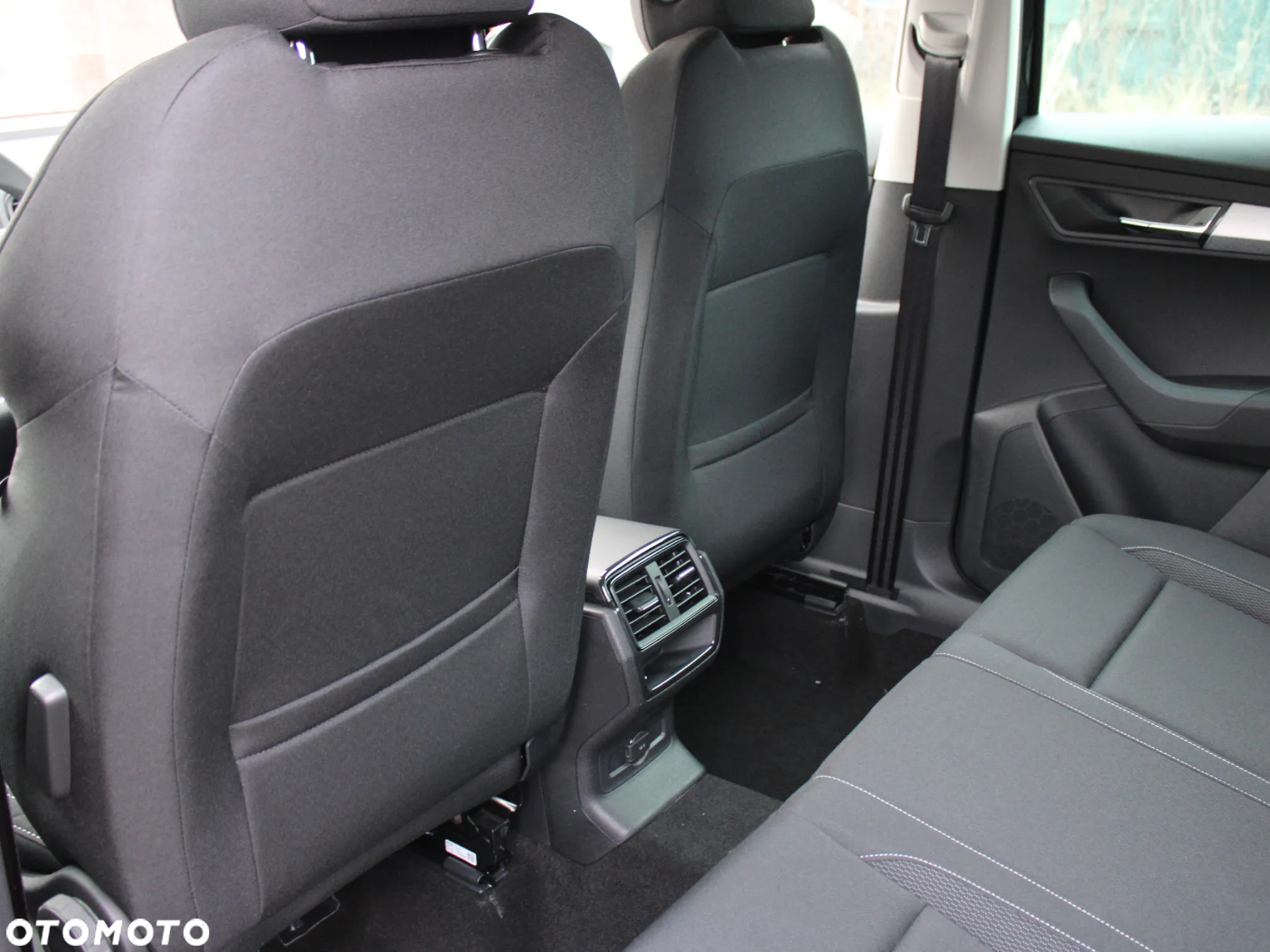 Skoda Karoq 1.5 TSI ACT Selection DSG - 14