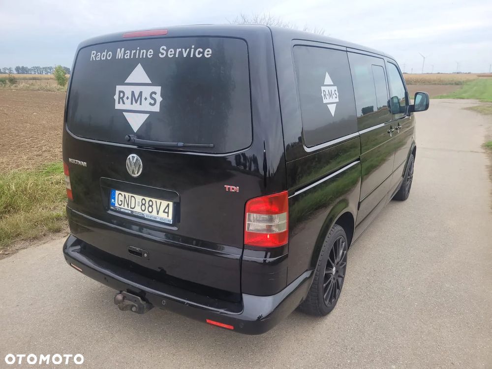 Volkswagen Multivan - 7